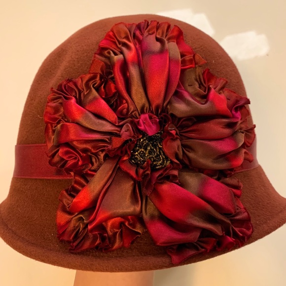 Side Rose Vintage Woman’s Hat by Louise Green main image 4